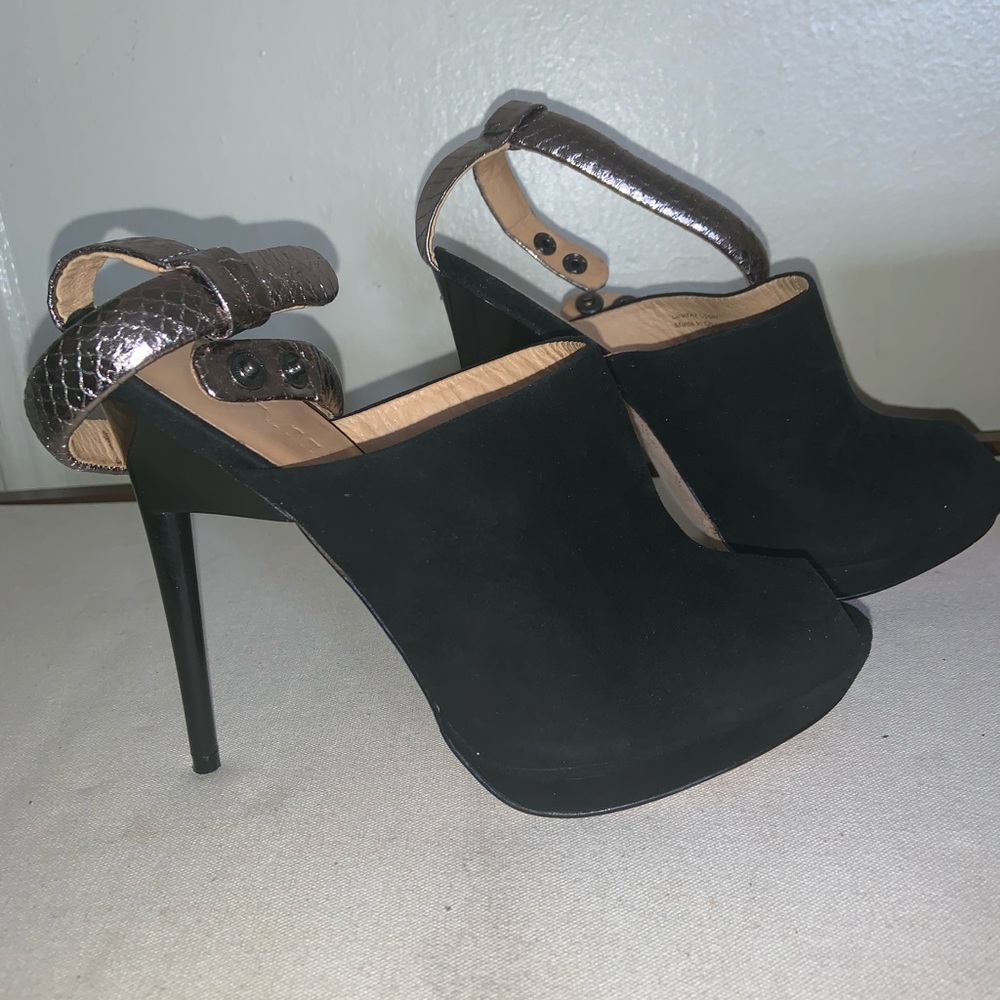 L.A.M.B Booties - Picture 3 of 6